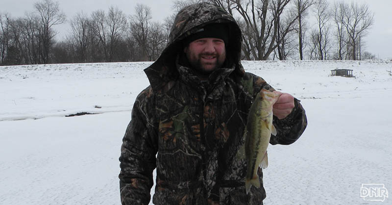 Learn how fish survive the cold temperatures of winter | Iowa DNR